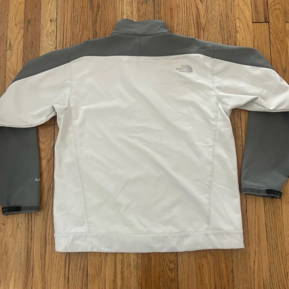 North face Apex fabric lined shell. Men’s Large - Picture 2 of 8